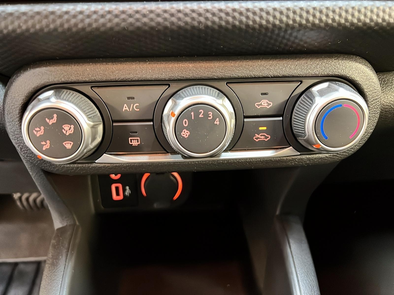 Nissan Kicks S 2023 - image #14