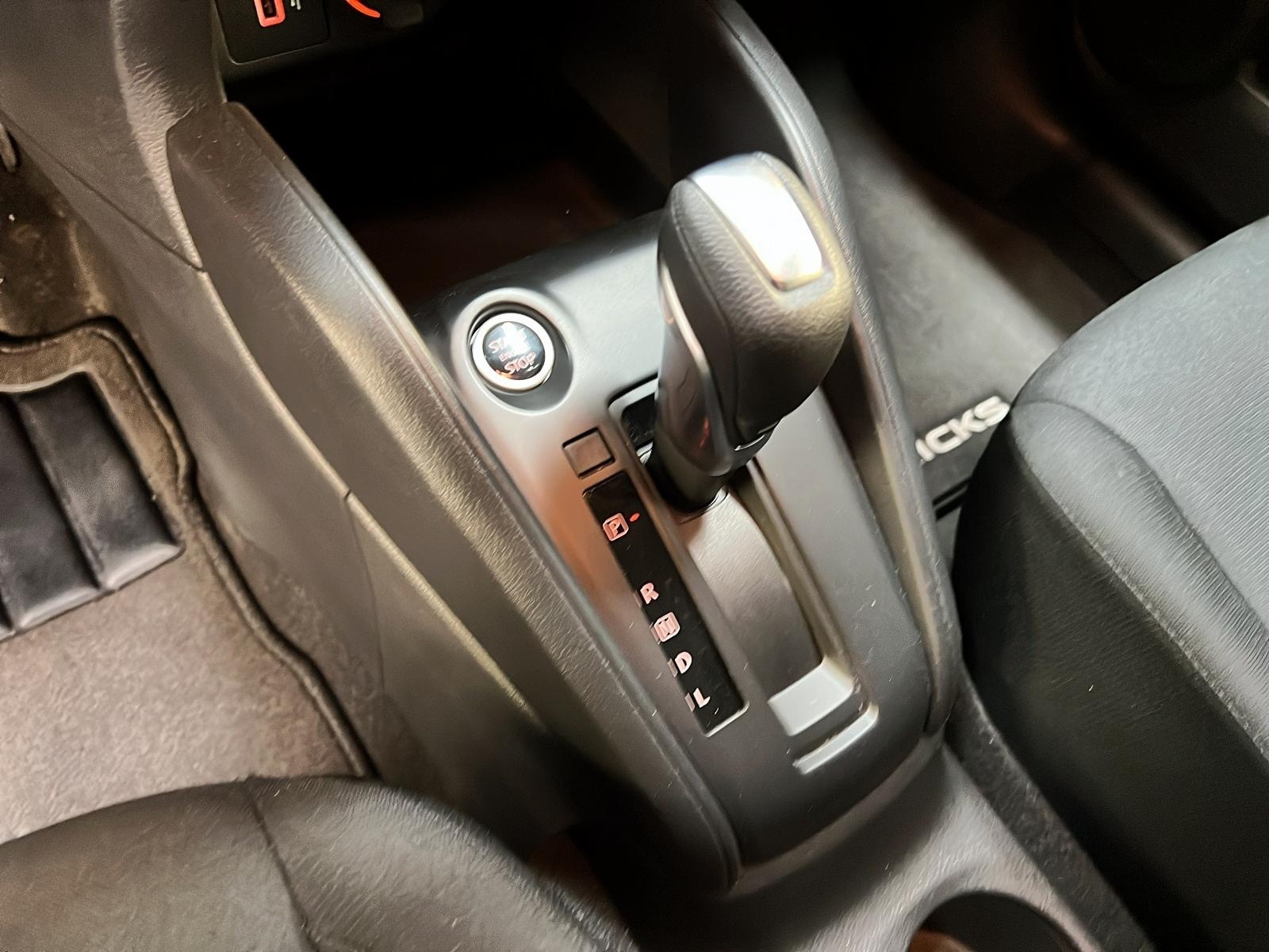 Nissan Kicks S 2023 - image #13