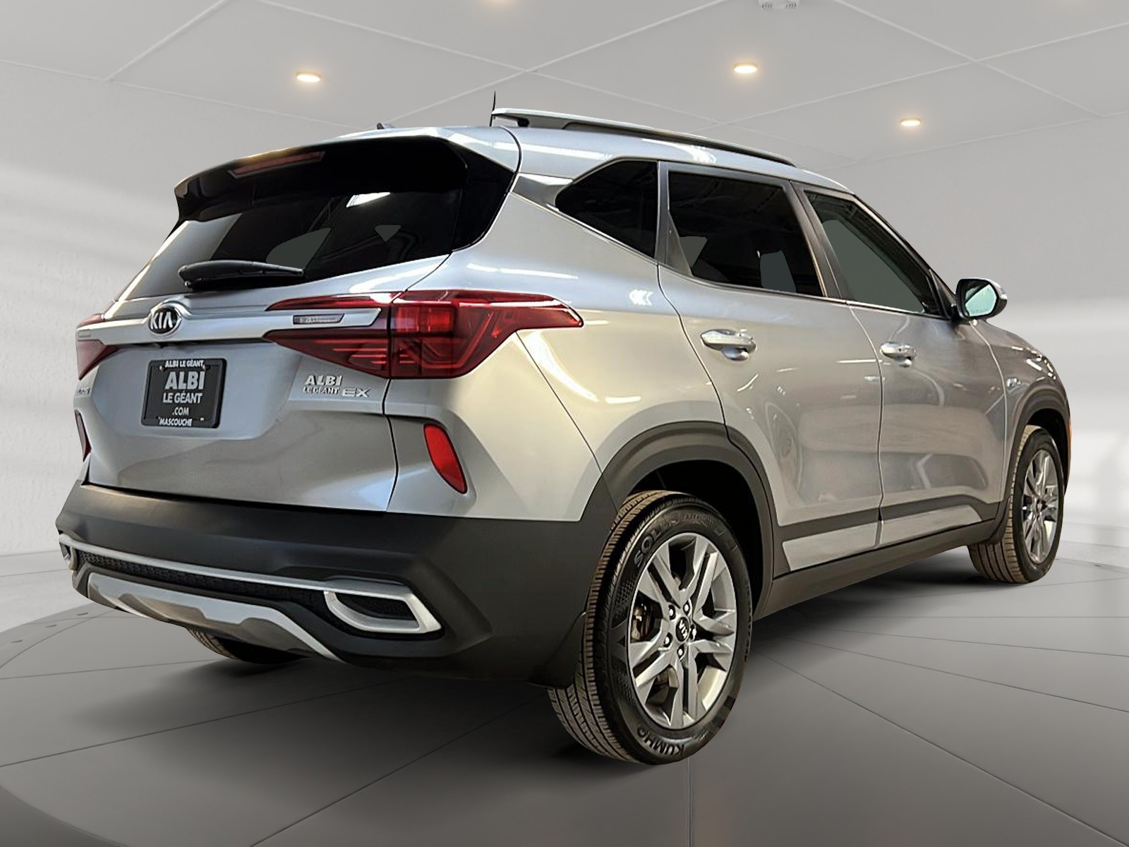 Kia SELTOS EX CUIR TOIT 4RM 2021 - image #4