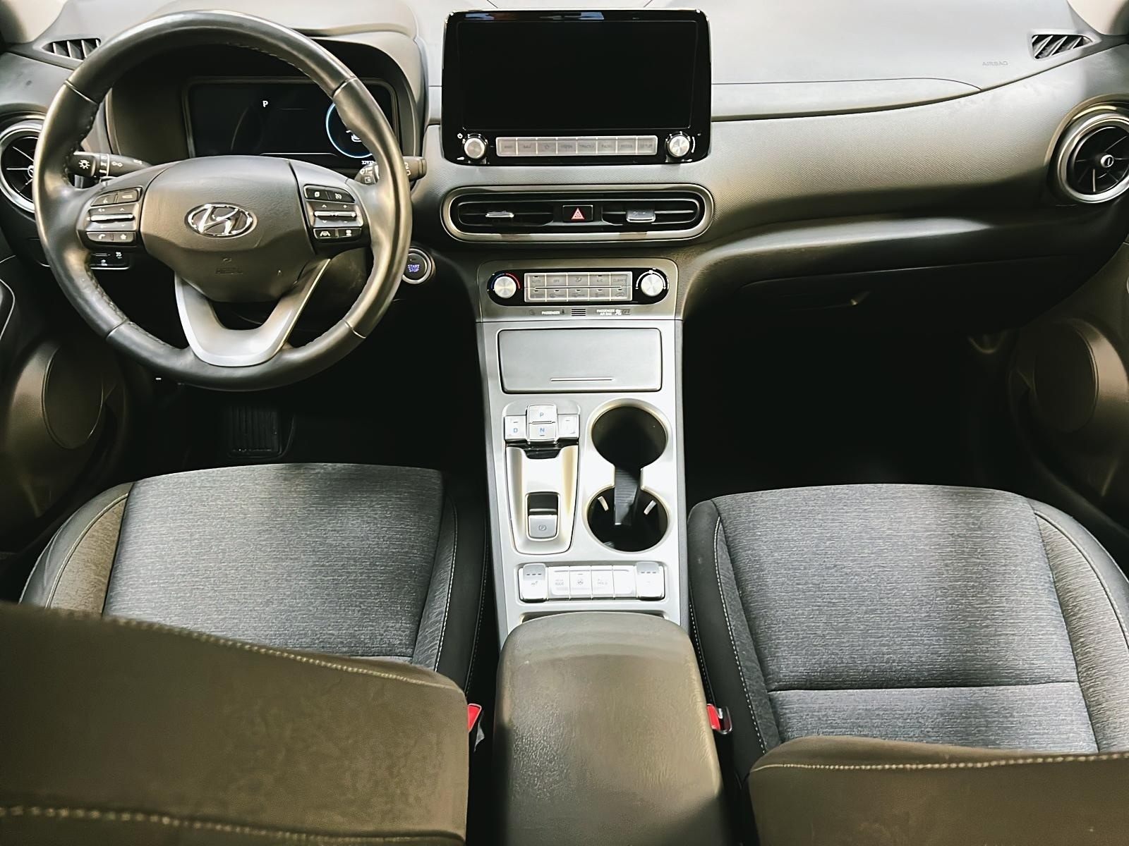 Hyundai Kona EV PREFERRED NAV 2023 - image #10