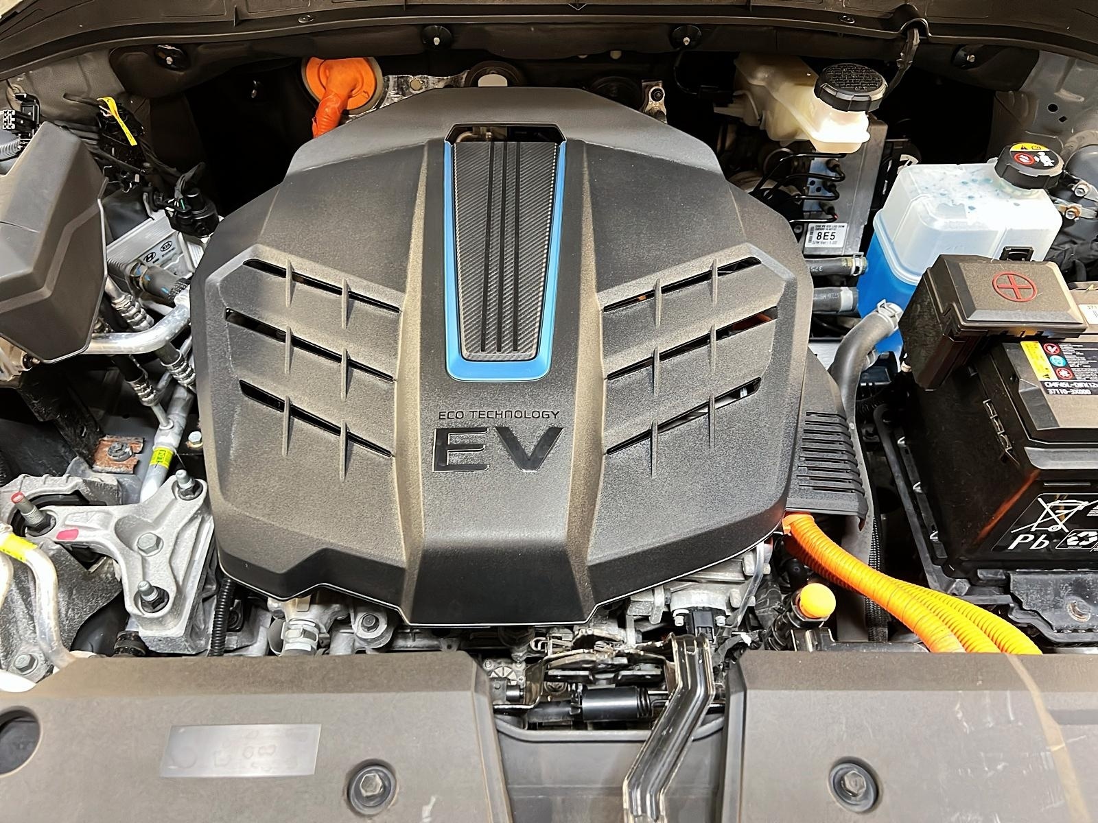 Hyundai Kona EV PREFERRED NAV 2023 - image #11