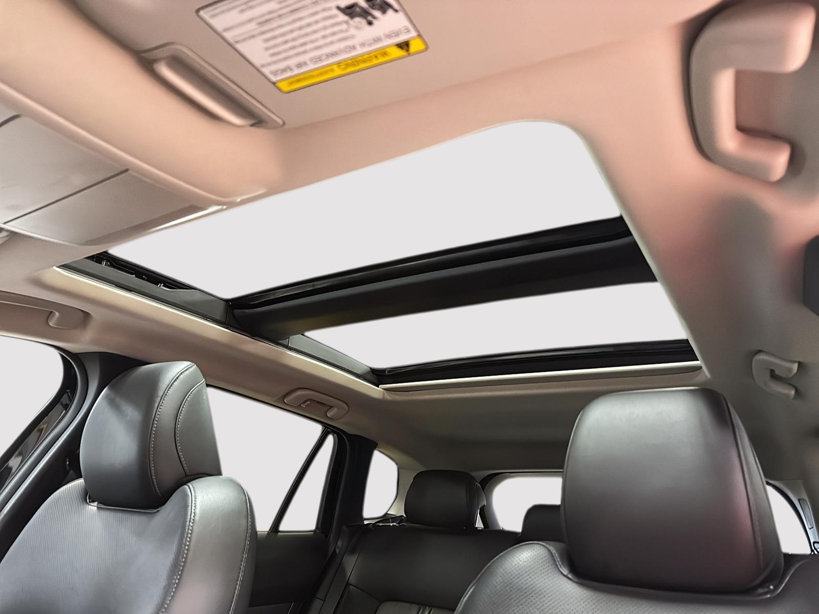 Mazda CX-50 GT CUIR TOIT PANO NAV 4RM 2024 - image #9