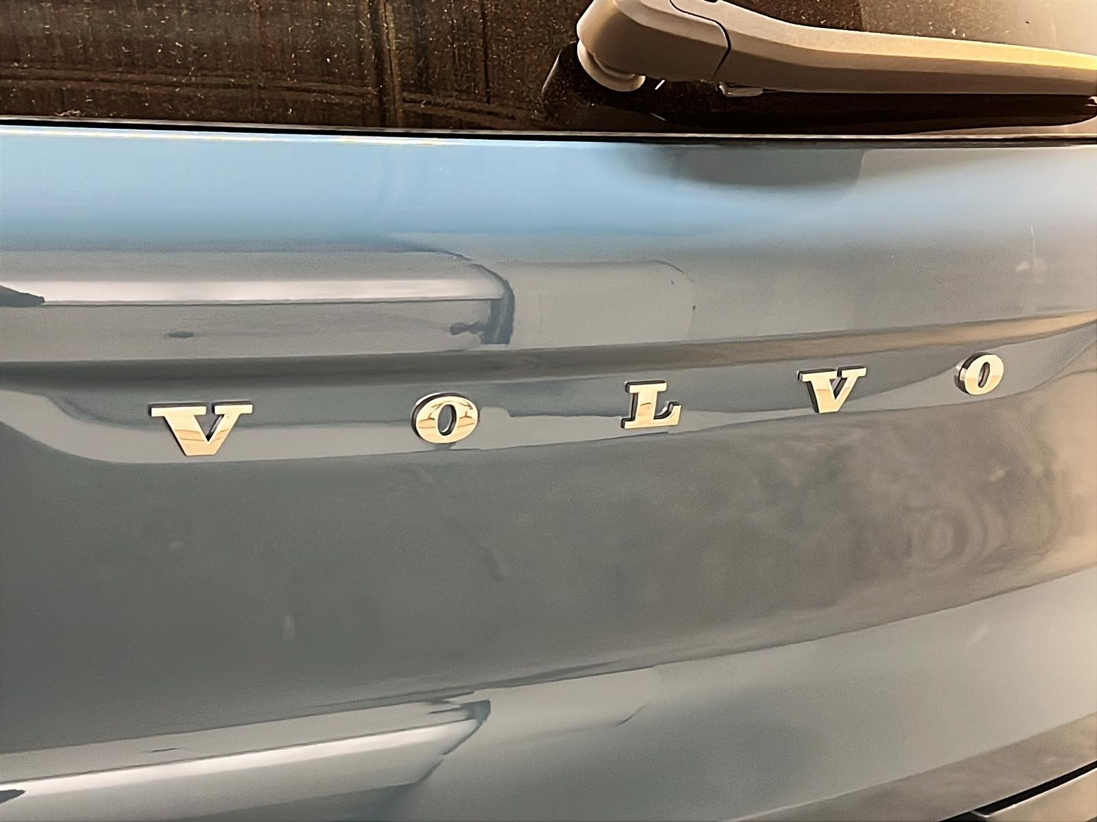 Volvo XC40 B5 PLUS CUIR TOIT PANO NAV 4RM 2023 - image #29