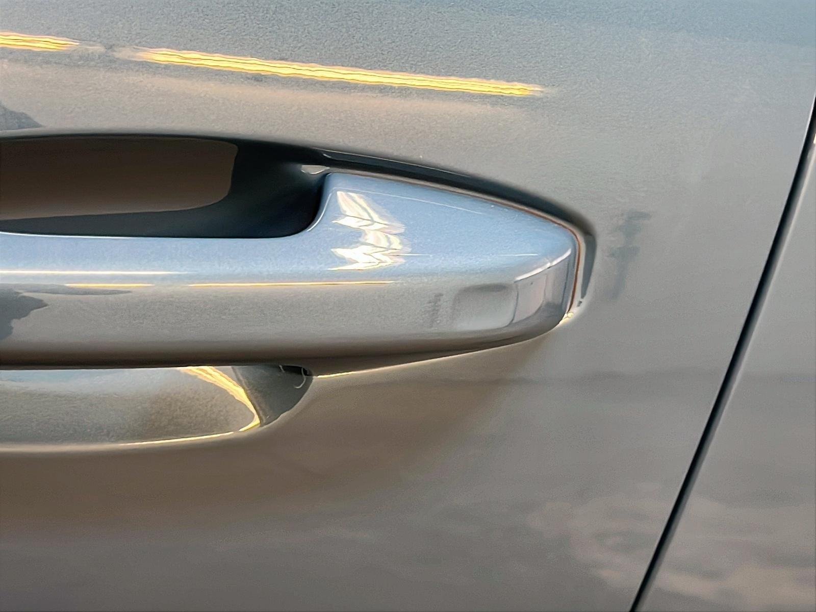 Volvo XC40 2023 - Image #27