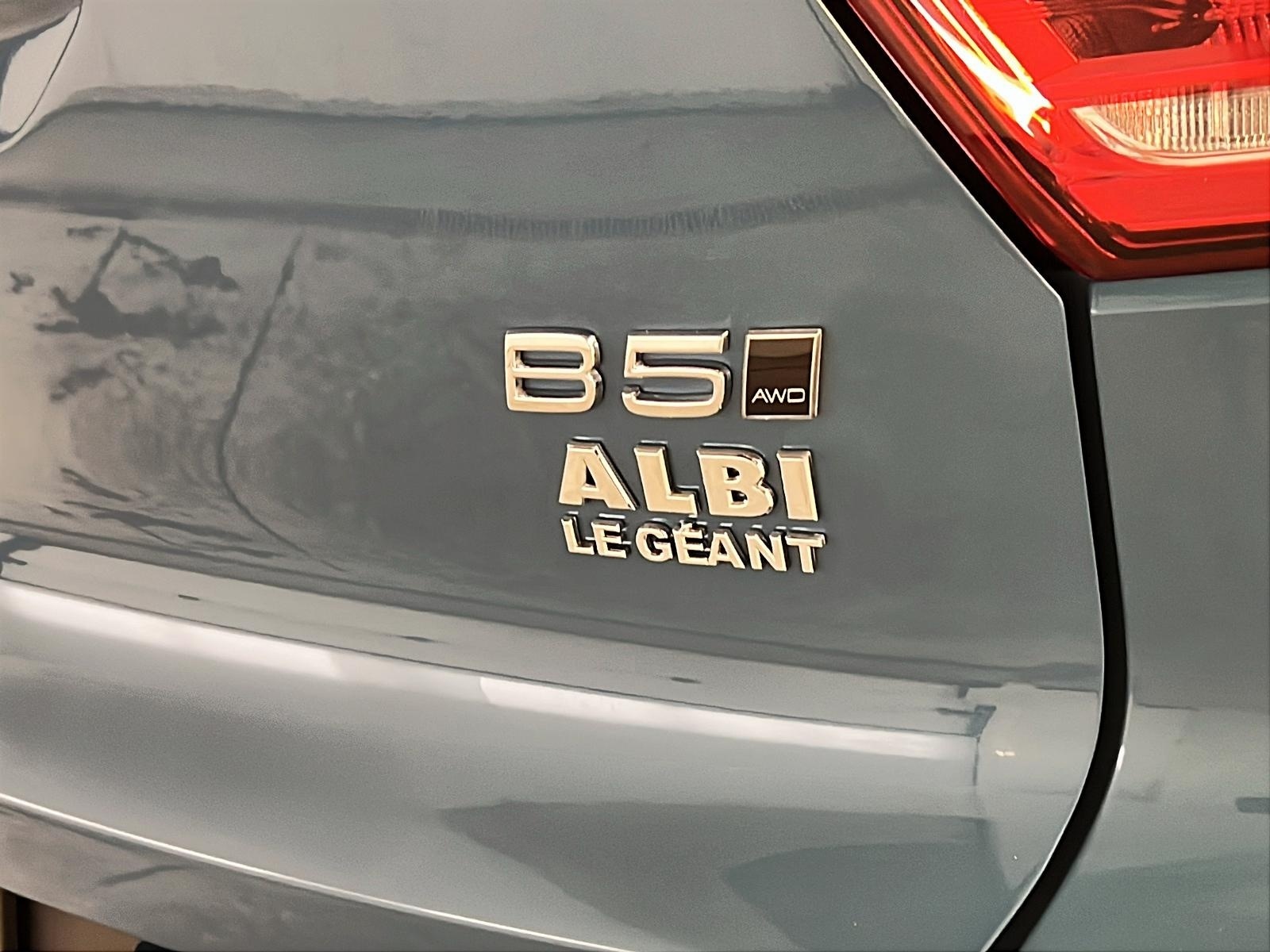 Volvo XC40 2023 - Image #30