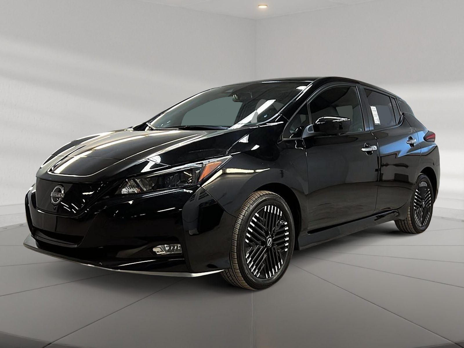 Nissan Leaf SV PLUS NAV 2024 - image #1