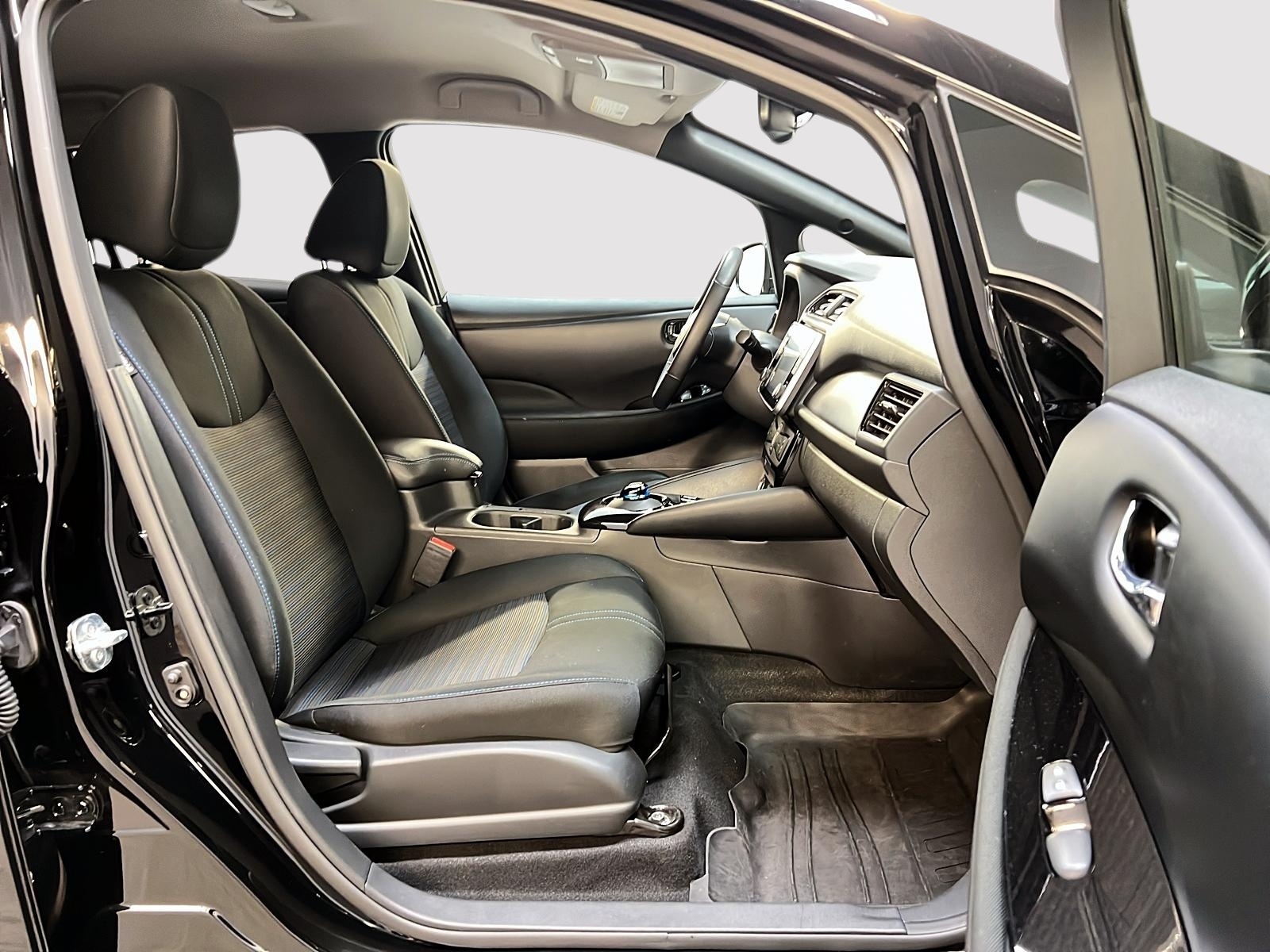 Nissan Leaf SV PLUS NAV 2024 - image #8