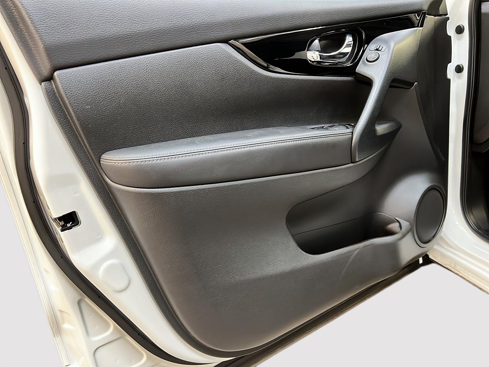 Nissan Qashqai 2023 - Image #24
