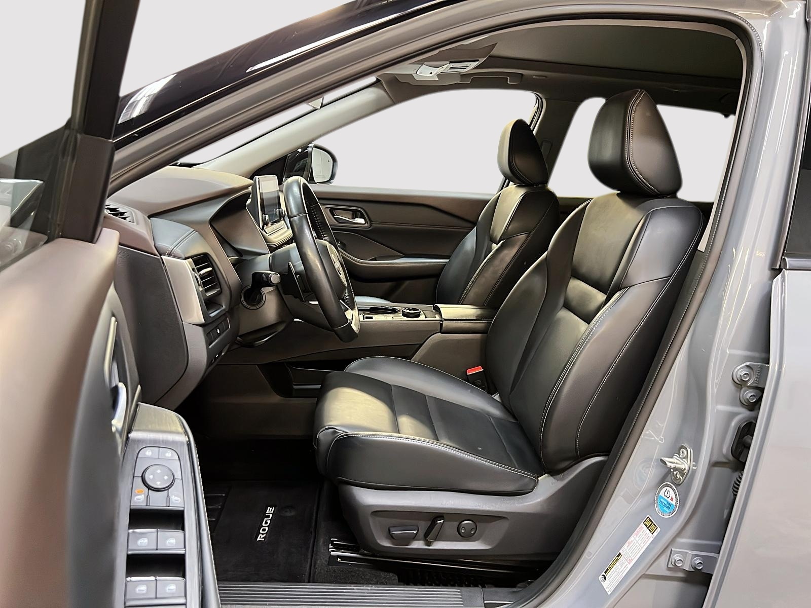 Nissan Rogue 2023 - Image #7