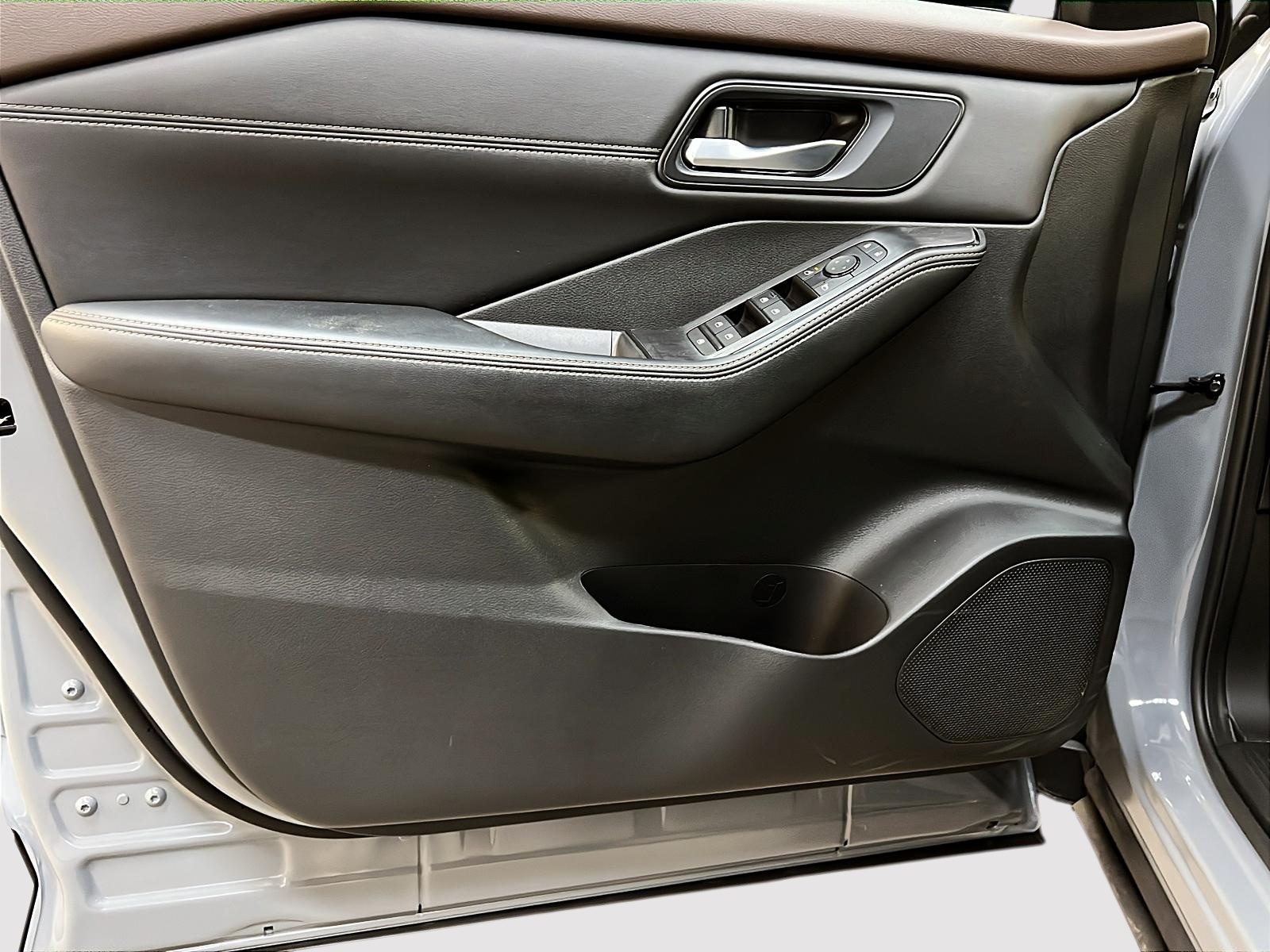 Nissan Rogue 2023 - Image #26