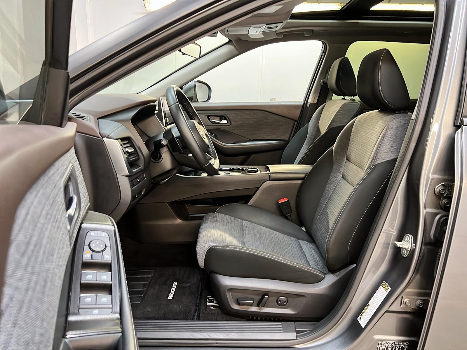 Nissan Rogue SV TOIT PANO 4RM 2023 - image #7