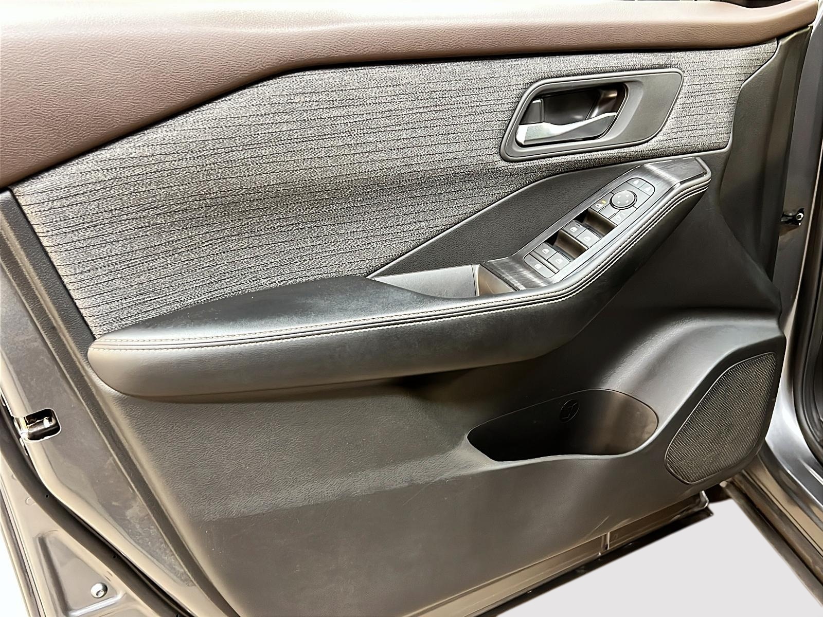 Nissan Rogue 2023 - Image #23