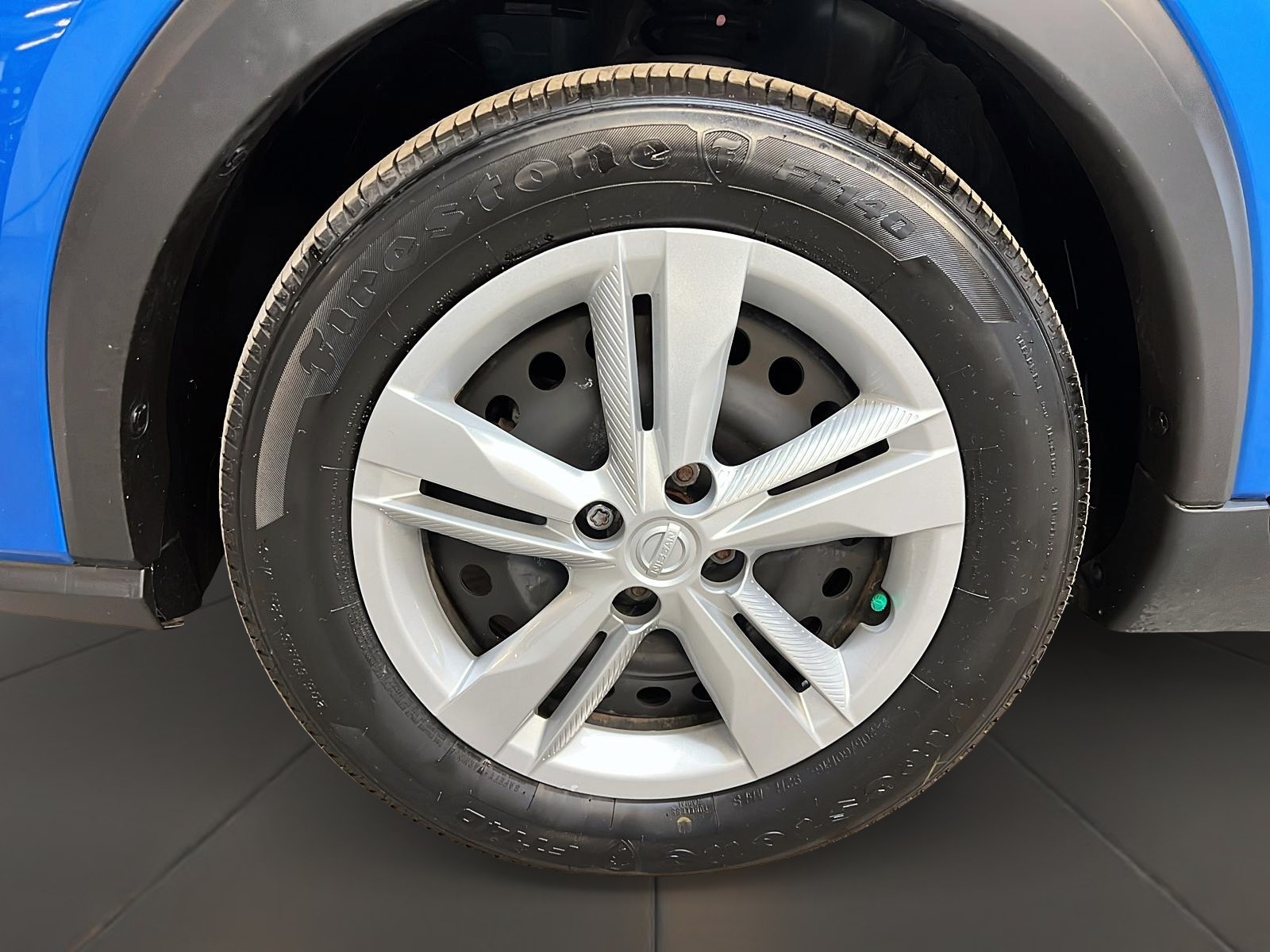 Nissan Kicks S 2023 - image #24