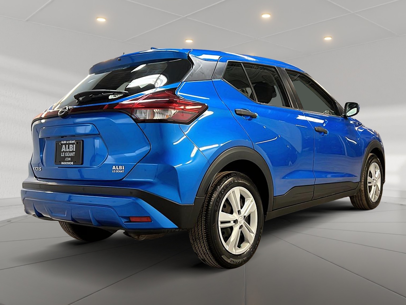 Nissan Kicks S 2023 - image #4