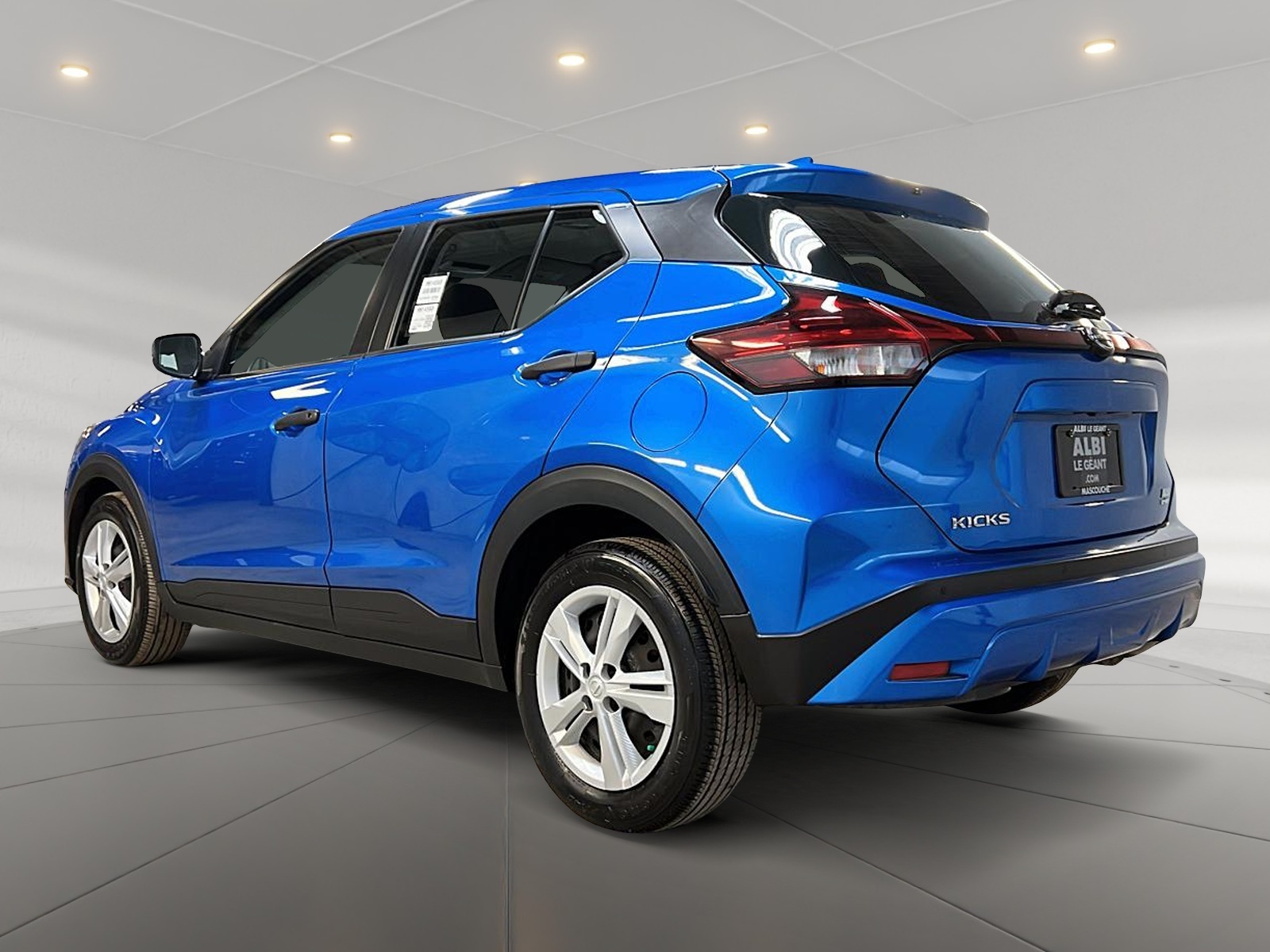 Nissan Kicks S 2023 - image #6