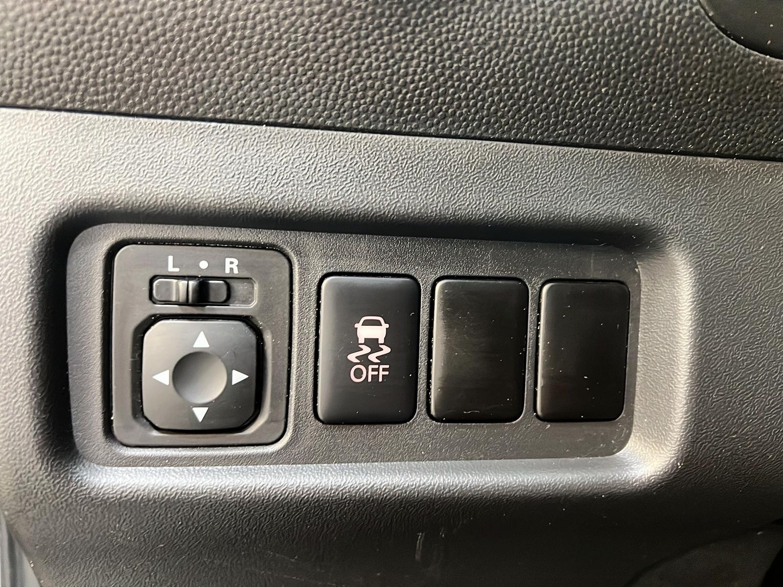 Mitsubishi Mirage SE 2023 - image #17