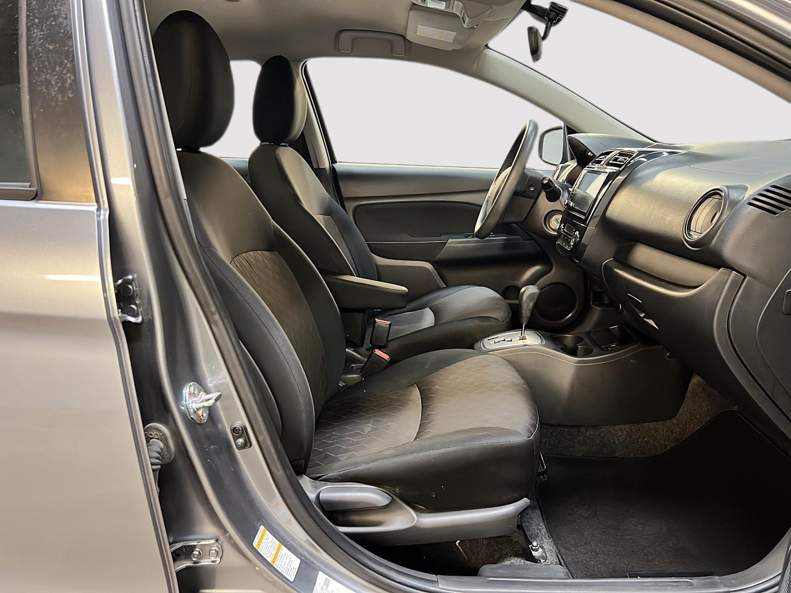 Mitsubishi Mirage SE 2023 - image #8