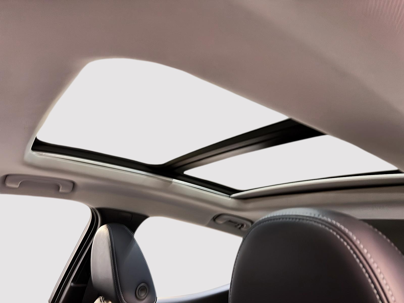Chevrolet Bolt EUV 2023 - Image #10