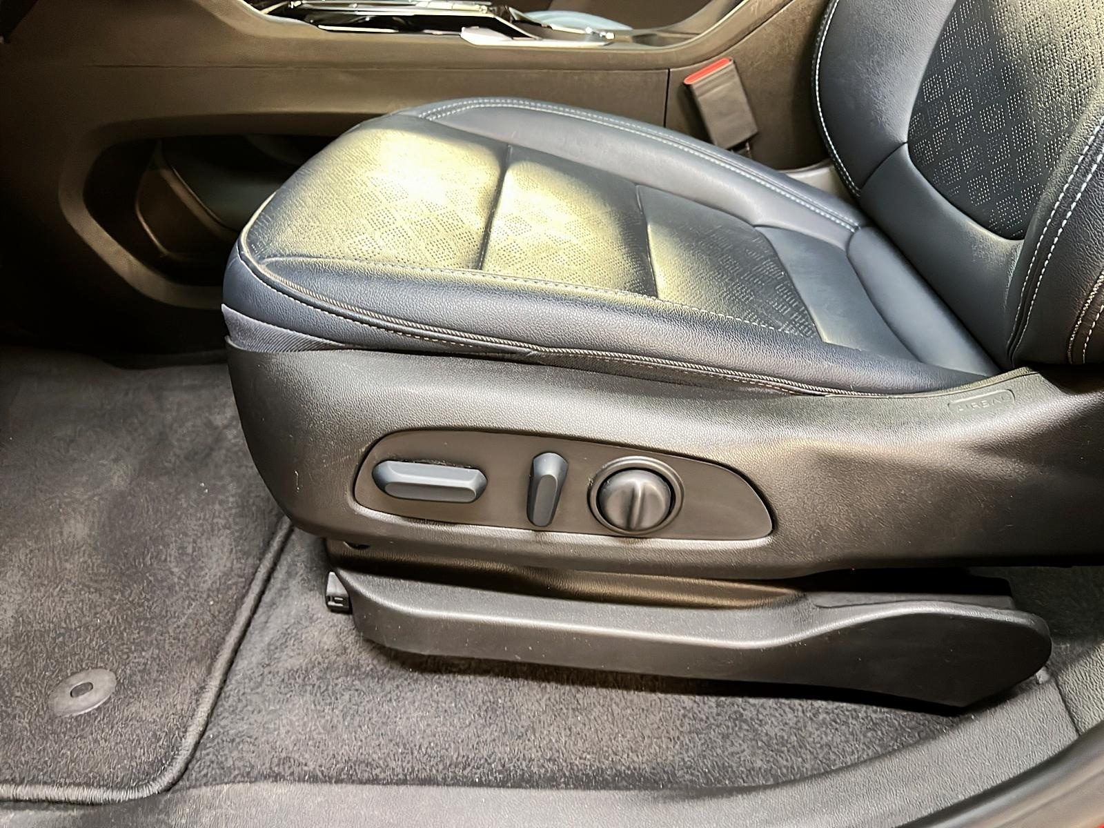 Chevrolet Bolt EUV PREMIER CUIR TOIT PANO 2023 - image #25