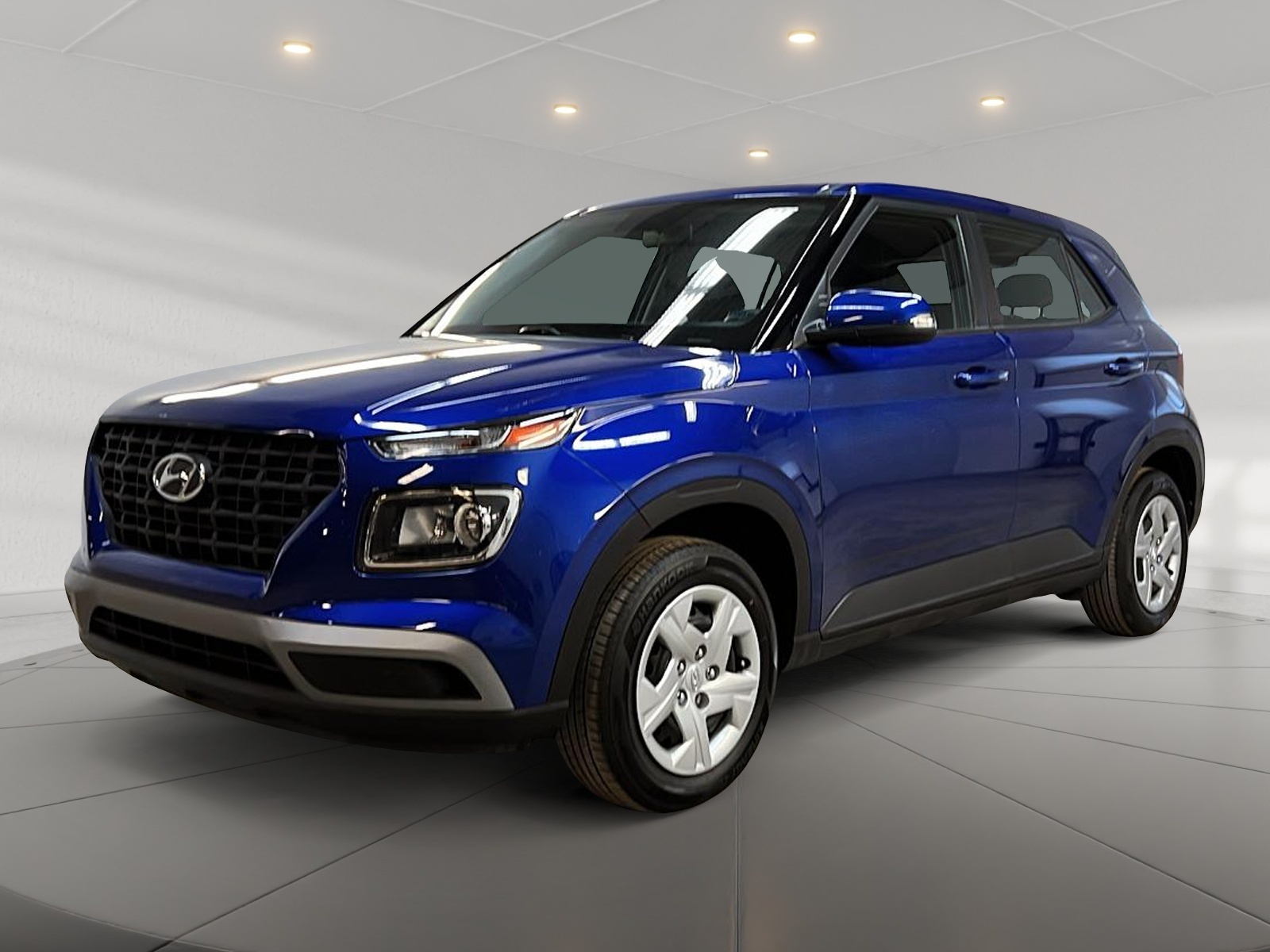 Hyundai Venue ESSENTIAL 2022 - image #1