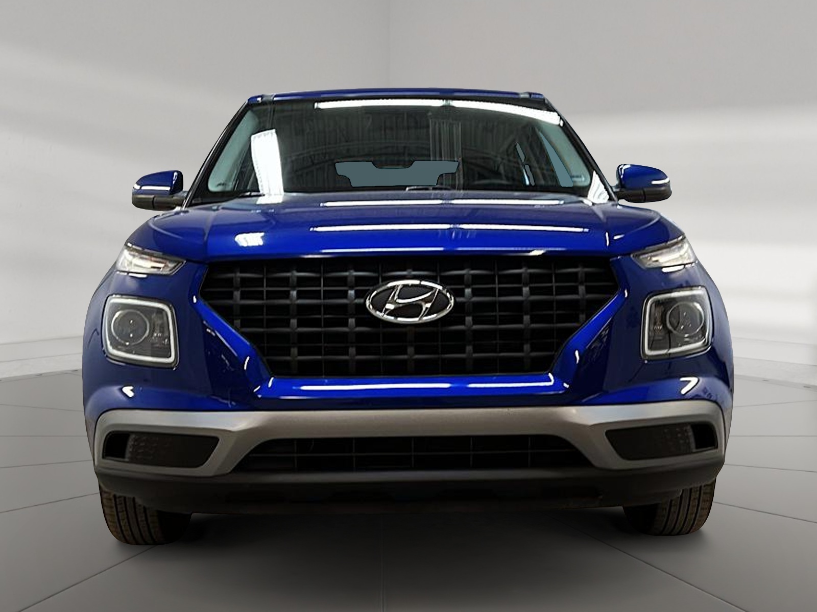Hyundai Venue ESSENTIAL 2022 - image #2