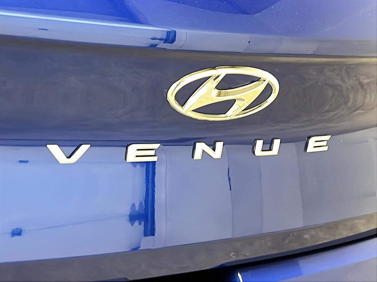 Hyundai Venue ESSENTIAL 2022 - image #22