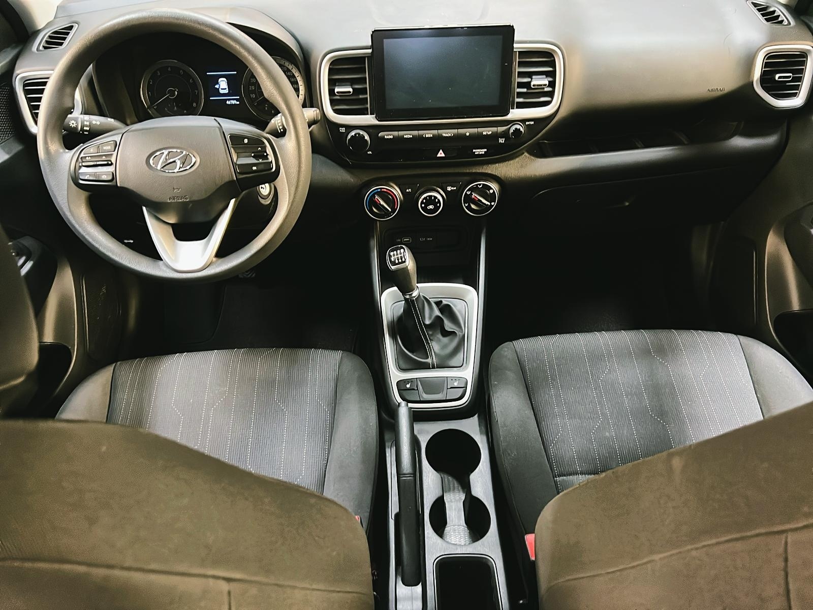 Hyundai Venue ESSENTIAL 2022 - image #10