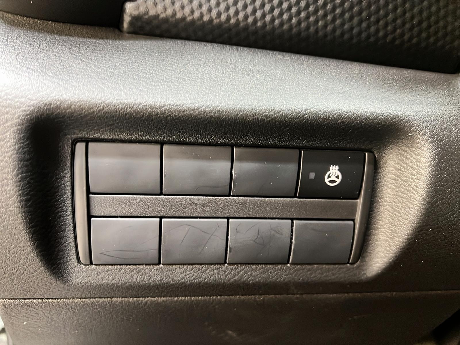 Nissan Kicks SV 2023 - image #20
