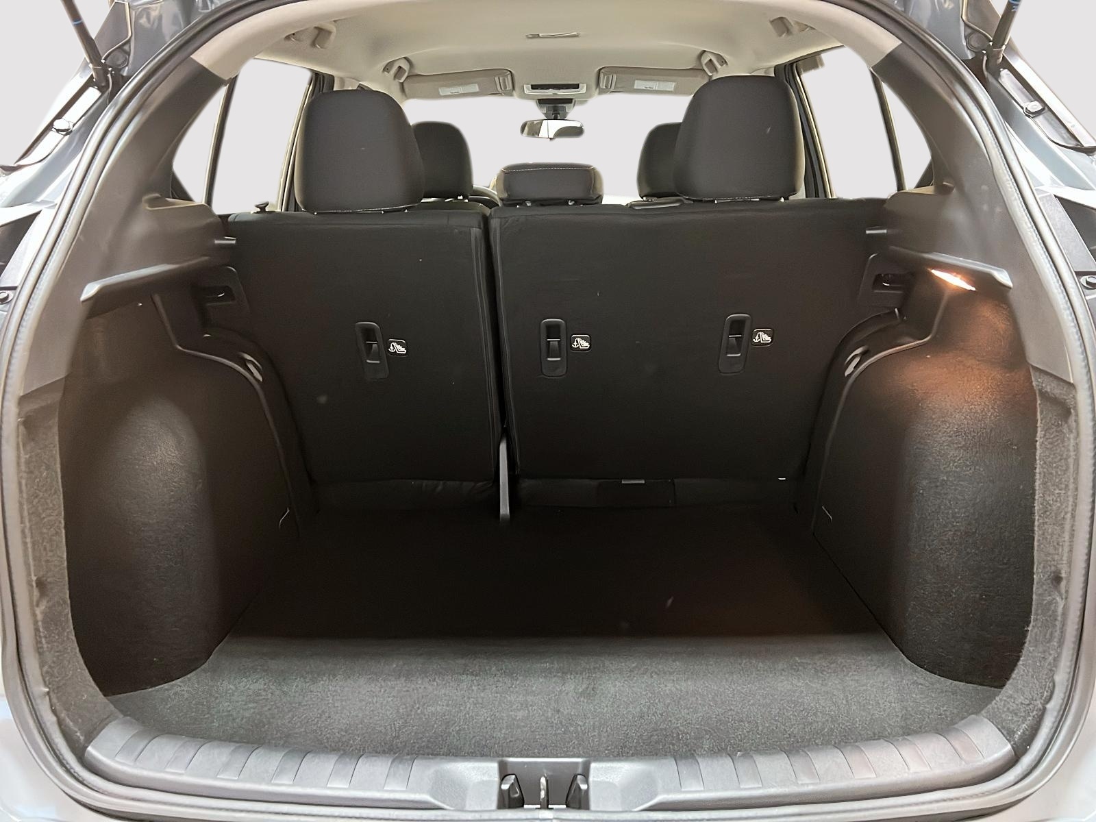 Nissan Kicks SV 2023 - image #12
