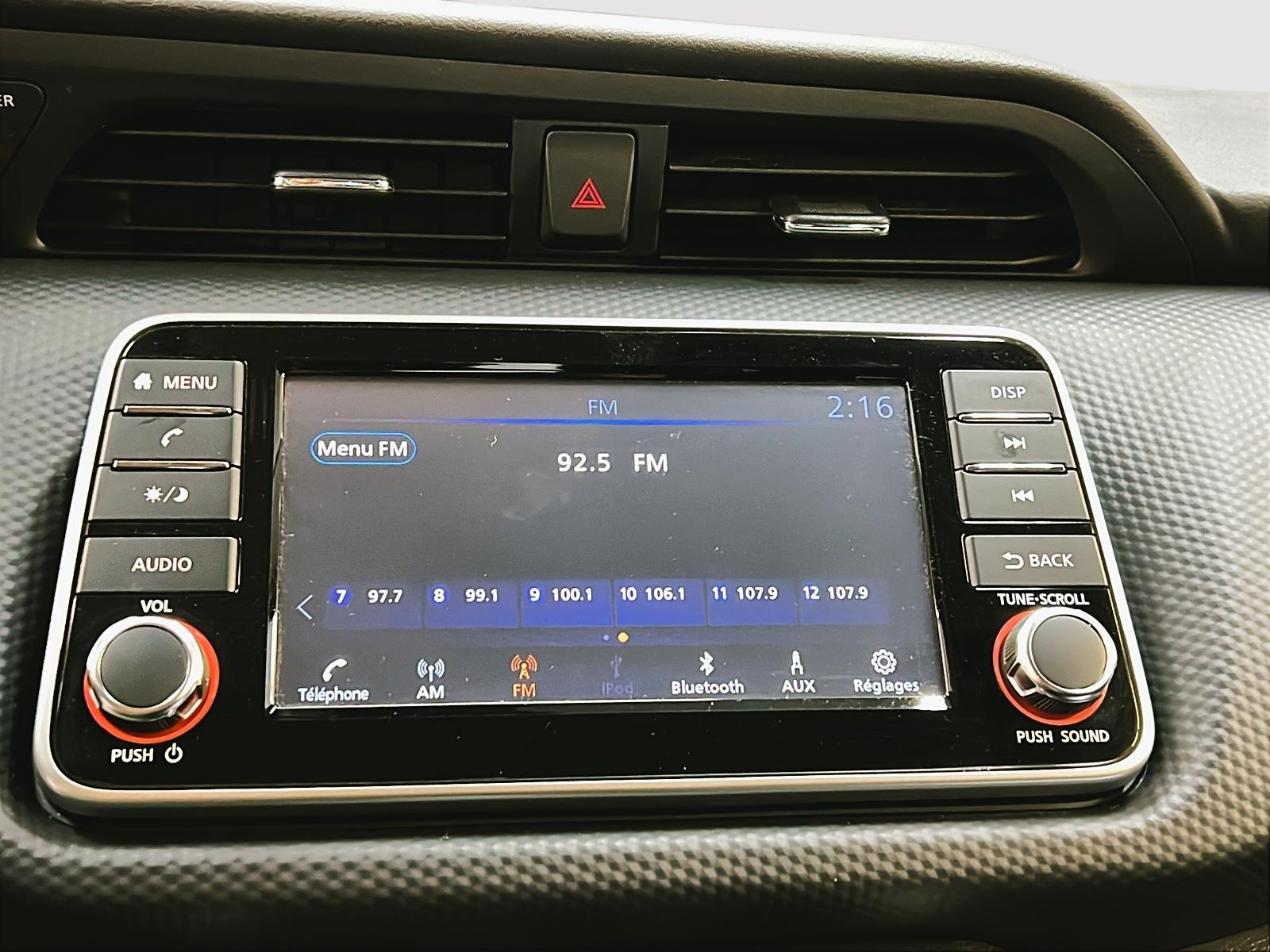 Nissan Kicks S 2023 - image #15