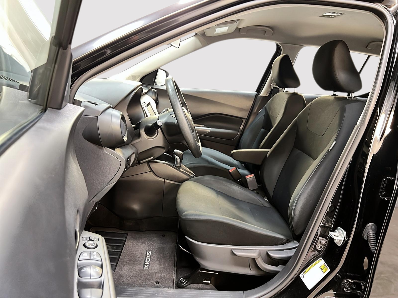 Nissan Kicks S 2023 - image #7