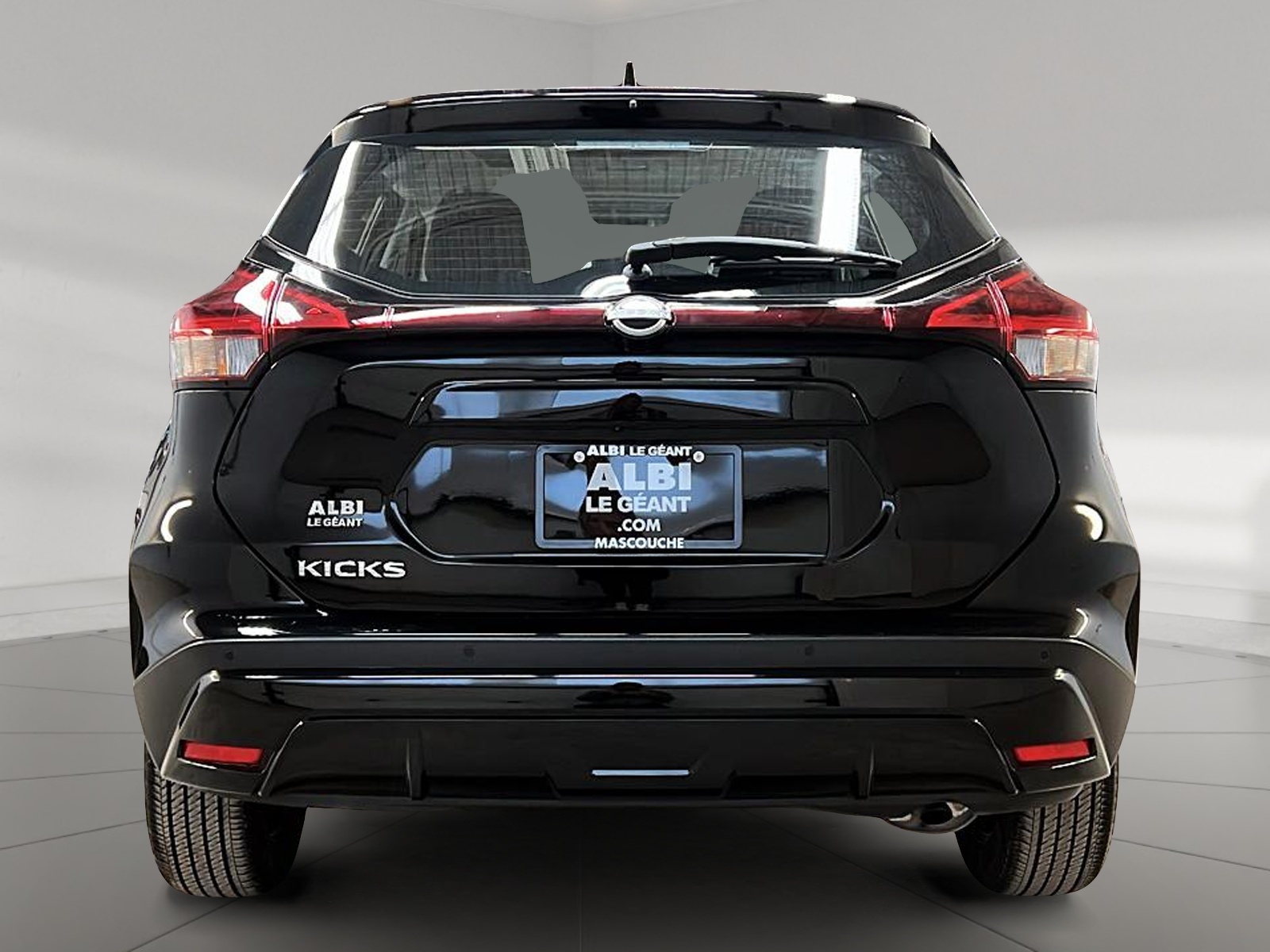 Nissan Kicks S 2023 - image #5