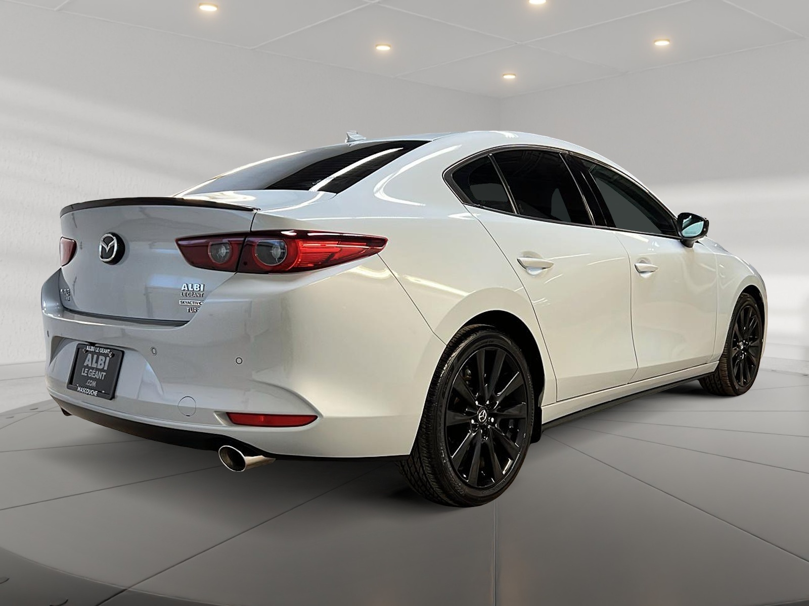 Mazda Mazda3 GT TURBO CUIR TOIT NAV 4RM 2024 - image #4