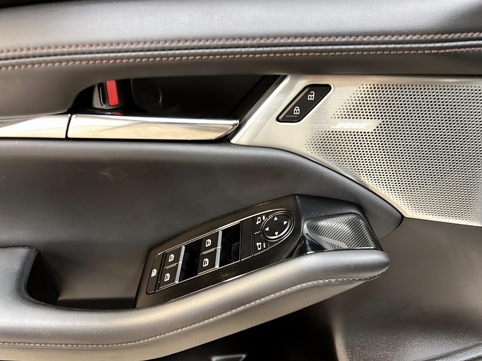 Mazda Mazda3 GT TURBO CUIR TOIT NAV 4RM 2024 - image #23