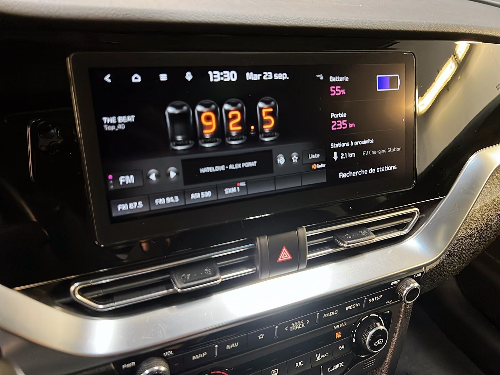 Kia Niro EV SX TOURING CUIR TOIT NAV 2020 - image #16