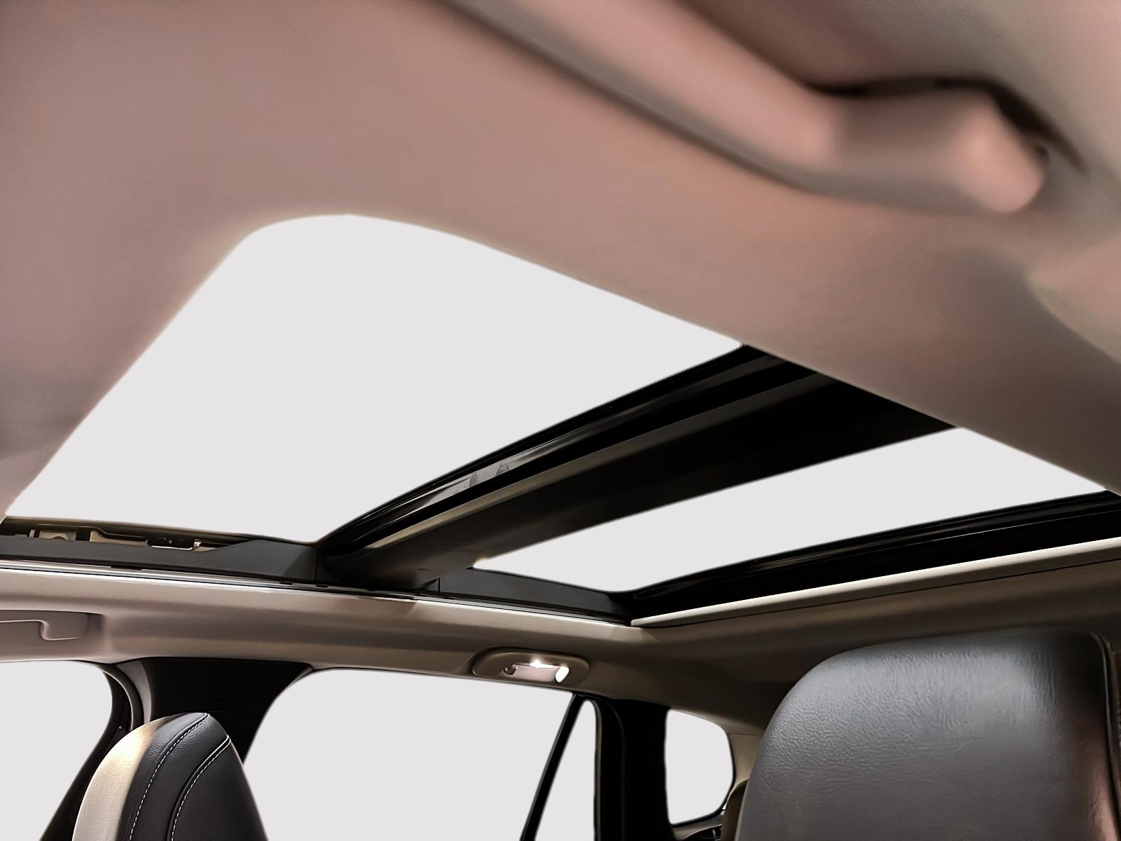 Mazda CX-50 GS LUXE TOIT PANO 4RM 2024 - image #10