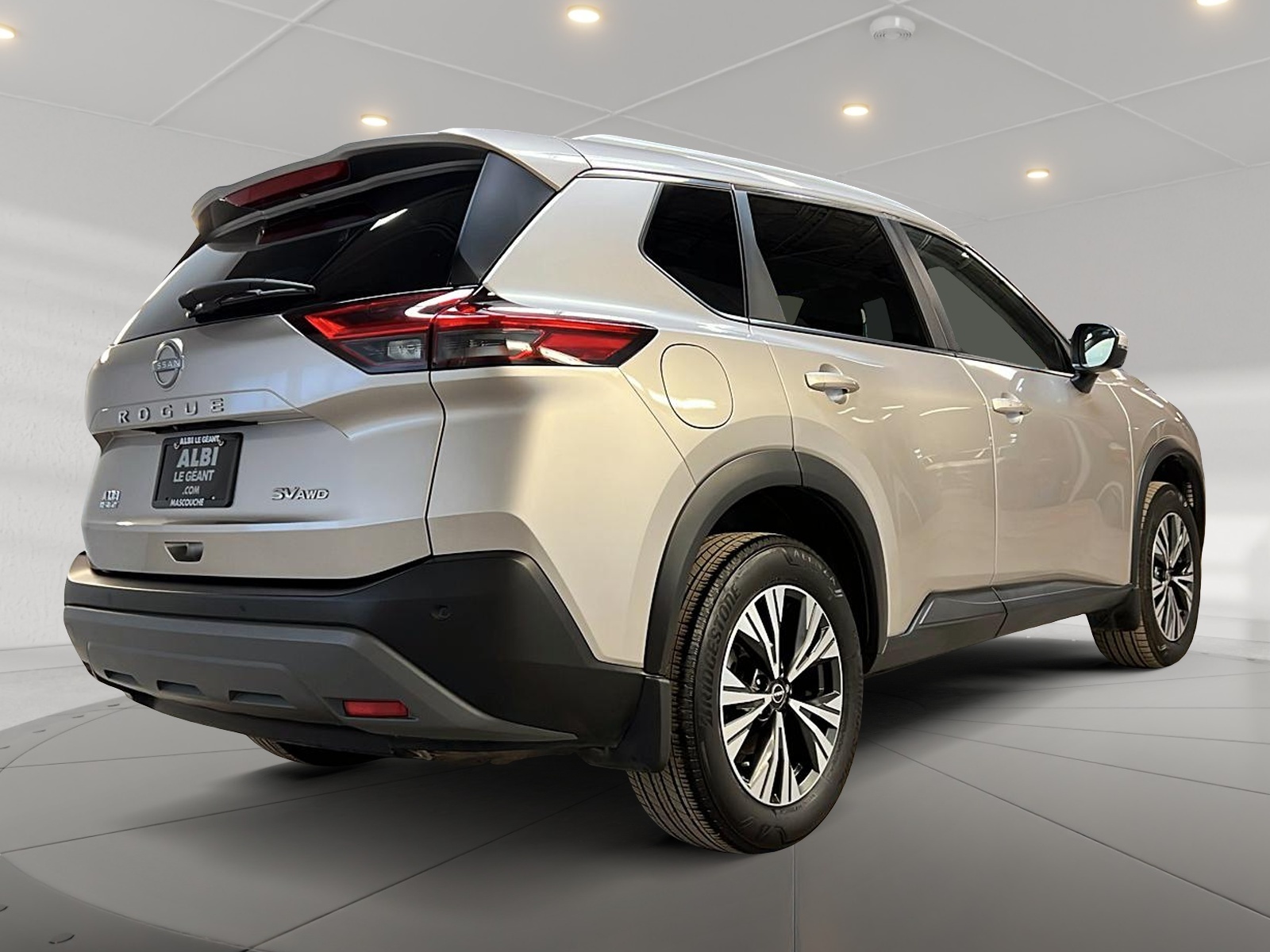 Nissan Rogue SV TOIT PANO 4RM 2023 - image #4