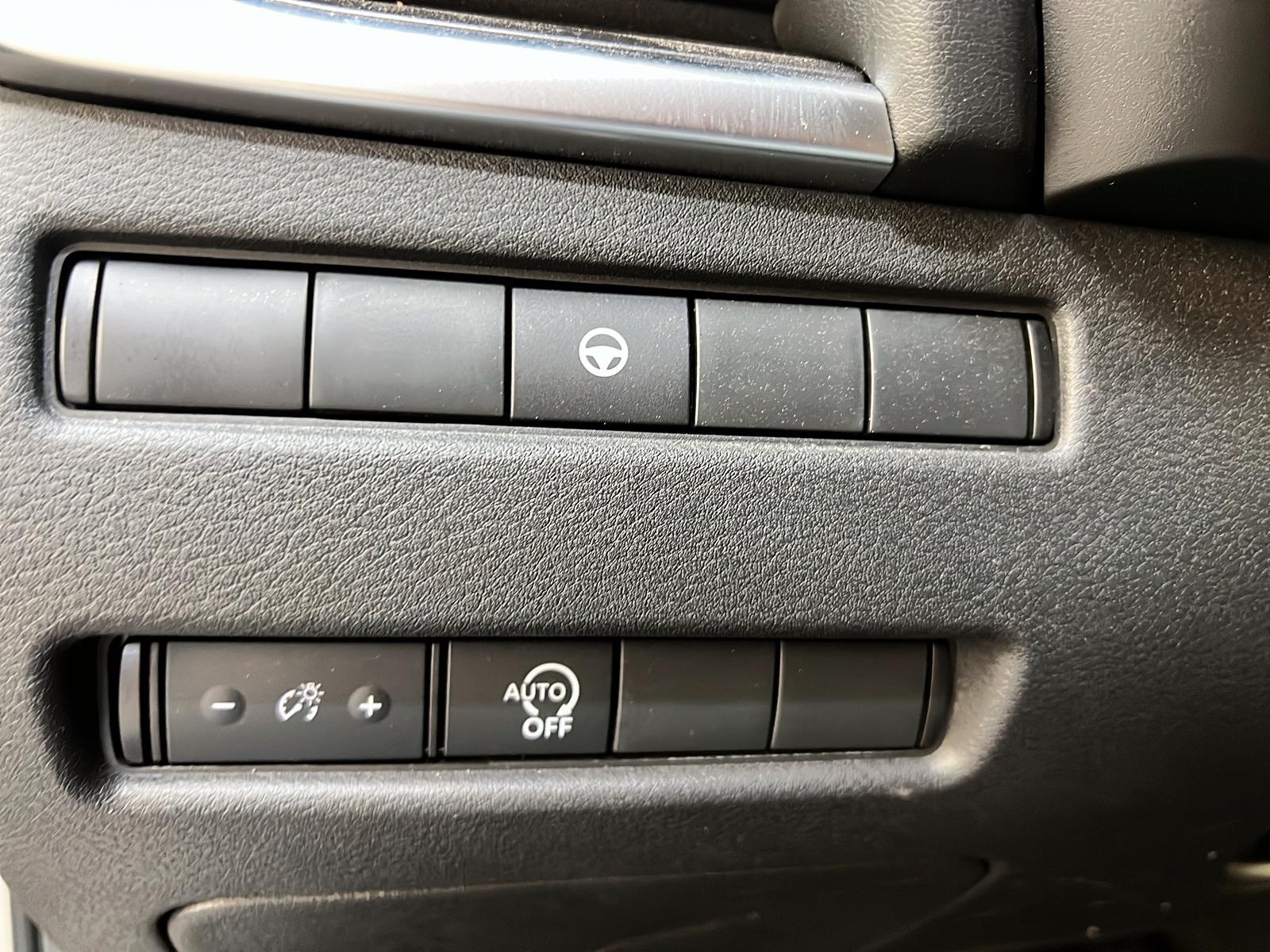Nissan Rogue 2023 - Image #21