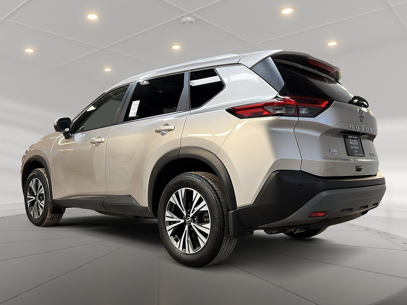 Nissan Rogue SV TOIT PANO 4RM 2023 - image #6