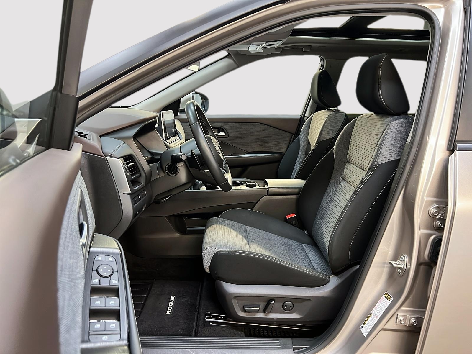 Nissan Rogue 2023 - Image #7