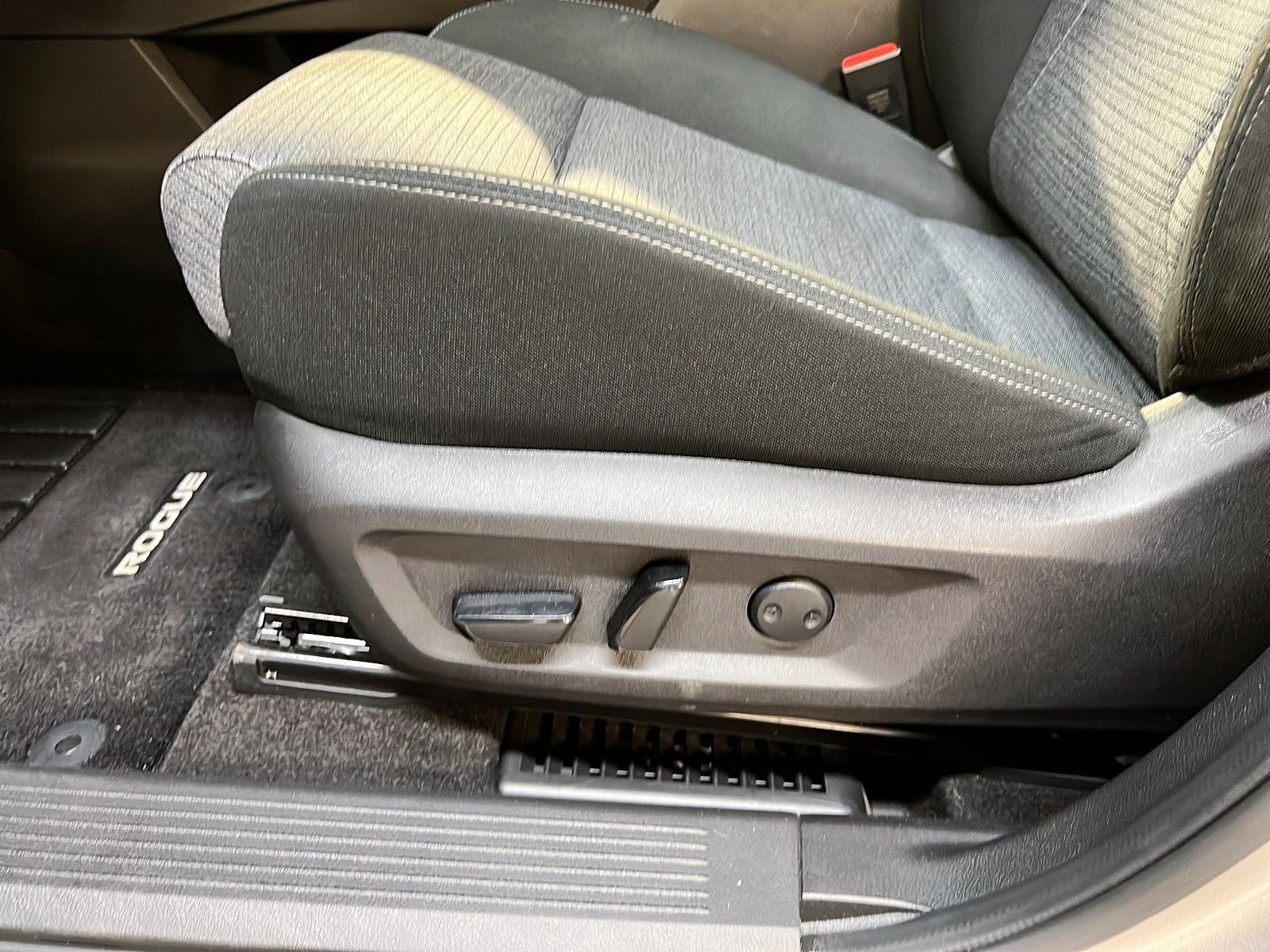 Nissan Rogue SV TOIT PANO 4RM 2023 - image #24