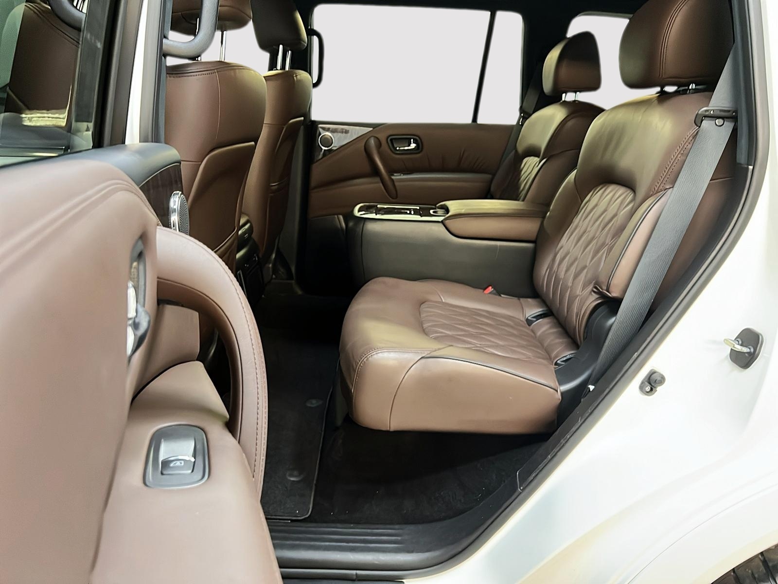 Nissan Armada PLATINUM CUIR TOIT NAV 4RM 2023 - image #9