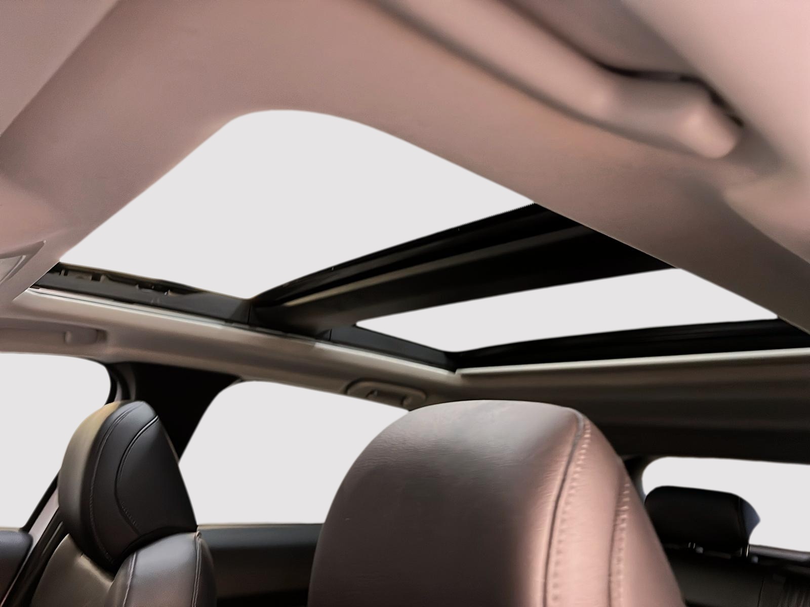 Mazda CX-50 GT CUIR TOIT PANO NAV 4RM 2024 - image #10