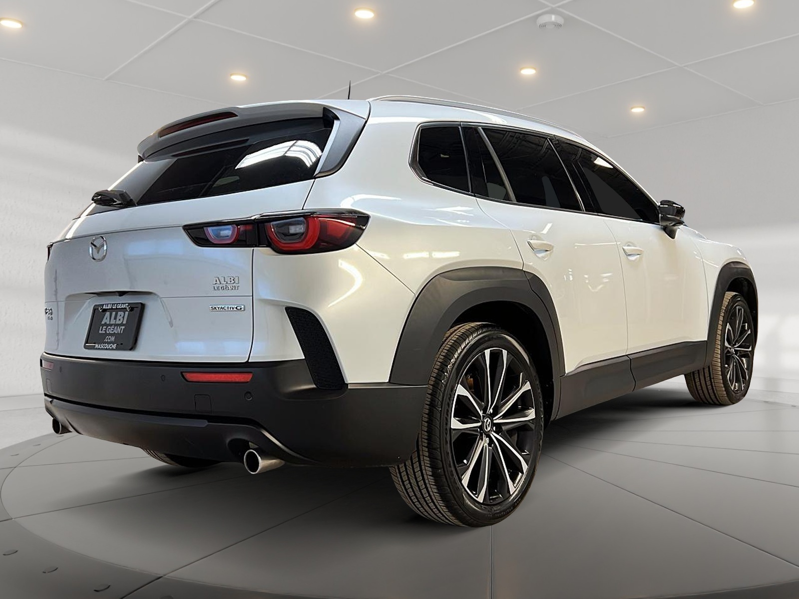 Mazda CX-50 GT CUIR TOIT PANO NAV 4RM 2024 - image #4