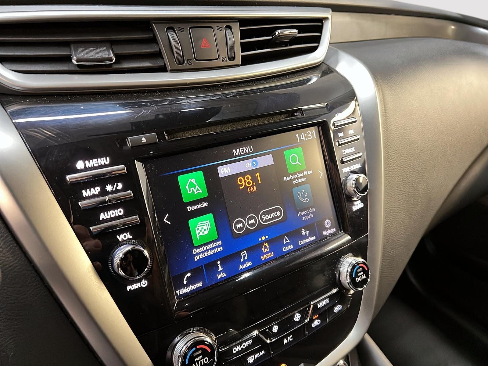 Nissan Murano SV CUIR TOIT PANO NAV 4RM 2023 - image #17