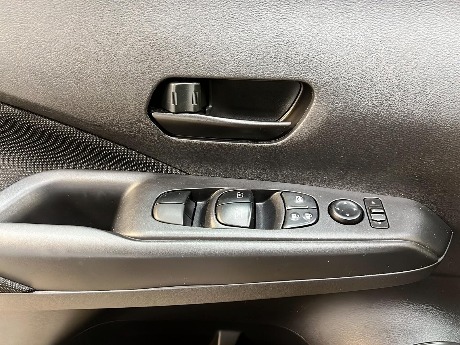 Nissan Kicks S 2023 - image #21