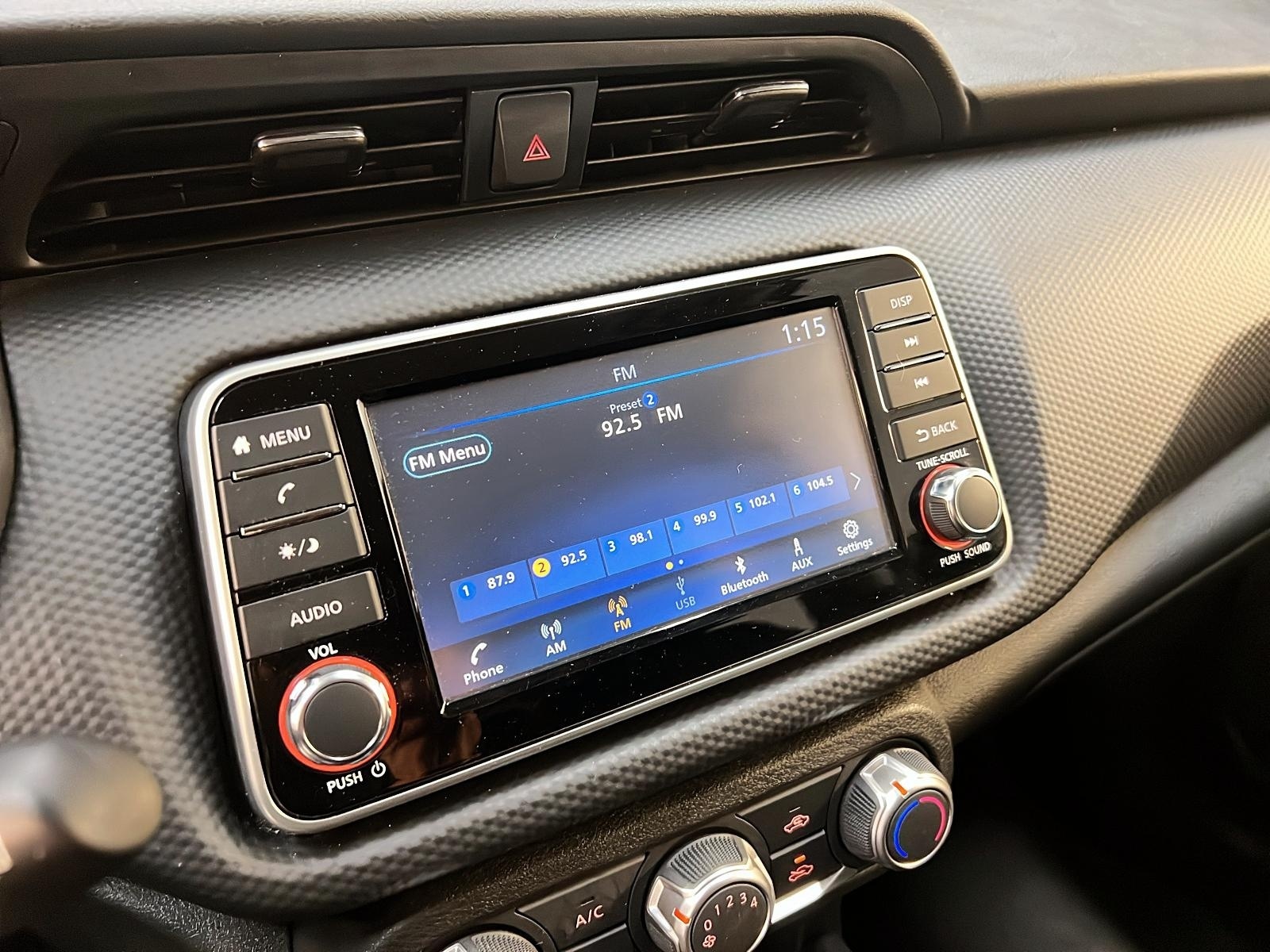 Nissan Kicks S 2023 - image #15