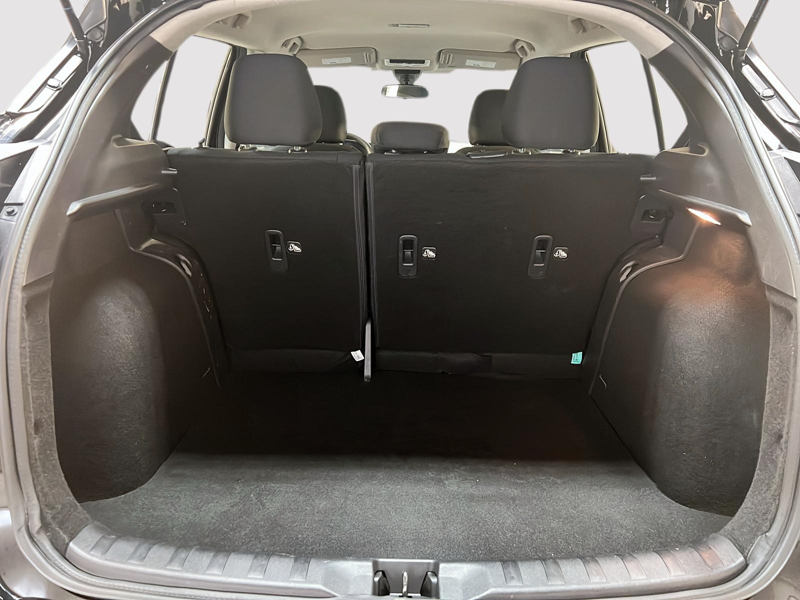 Nissan Kicks S 2023 - image #12