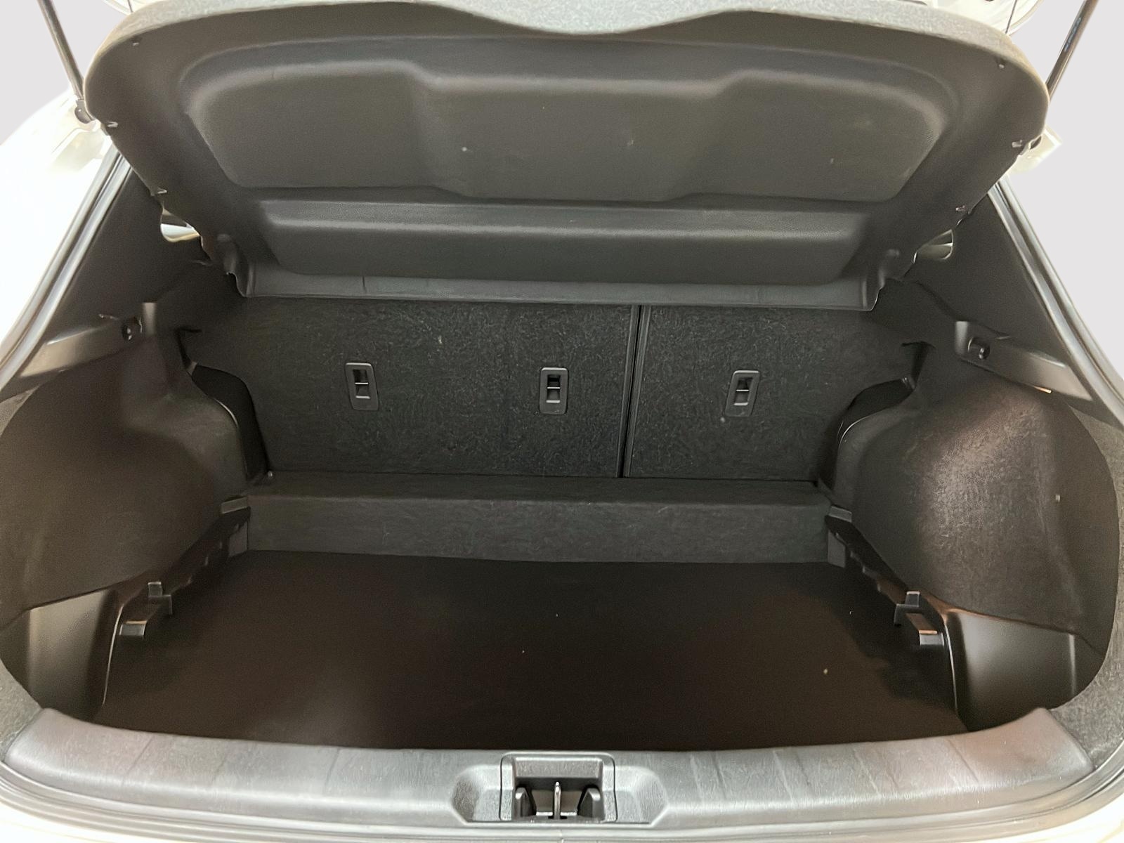 Nissan Qashqai SV TOIT 4RM 2023 - image #13