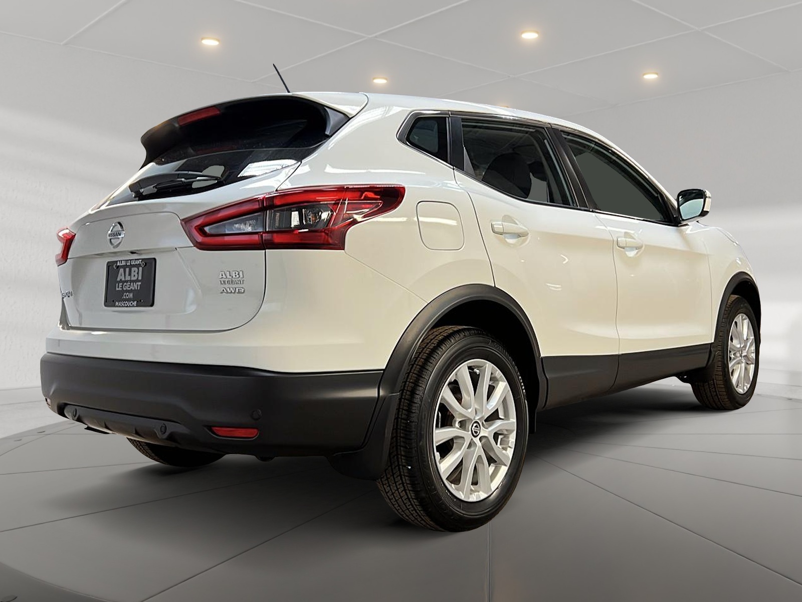Nissan Qashqai S 4RM 2023 - image #4